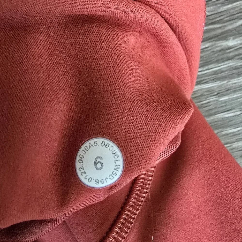 Lululemon Invigorate HR Leggings Cayenne Size 6 28" - Picture 4 of 7